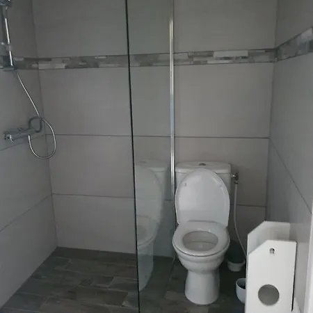 Hotel Restaurant Du Commerce Poulainville