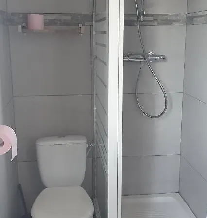 Hotel Restaurant Du Commerce Poulainville