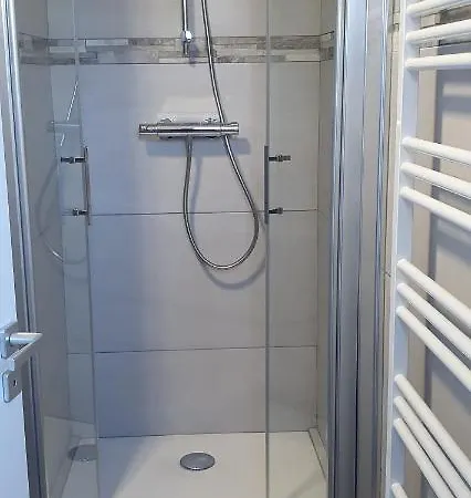 Hotel Restaurant Du Commerce Poulainville